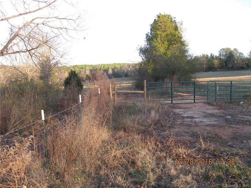 3108 Olivers Cross Rd, Newton, NC 28658