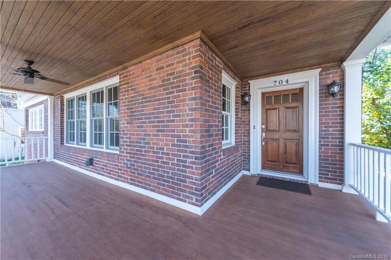 704 E Park Ave, Charlotte, NC 28203