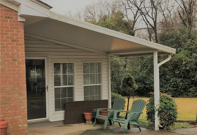 6219 Running Deer Rd, Charlotte, NC 28214