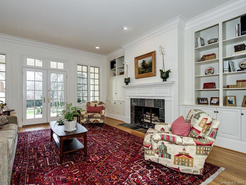 1911 Harris Rd, Charlotte, NC 28211