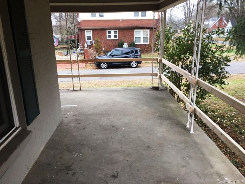 1107 Central Dr, Kannapolis, NC 28083