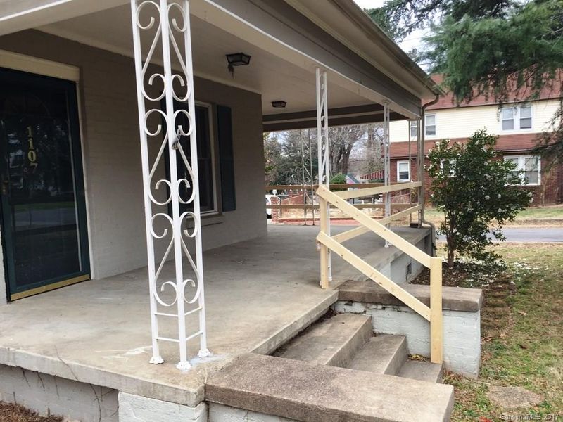 1107 Central Dr, Kannapolis, NC 28083