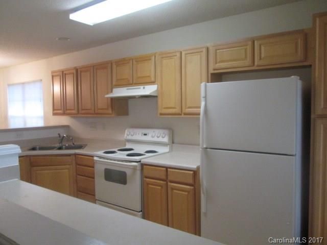 8259 Christmas Ct #8259, Charlotte, NC 28216