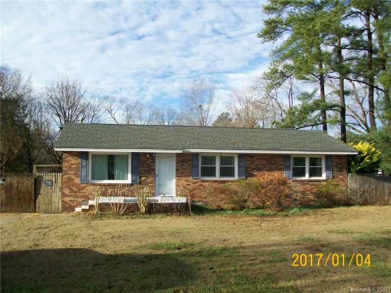 205 Chantilly Dr, Gastonia, NC 28056