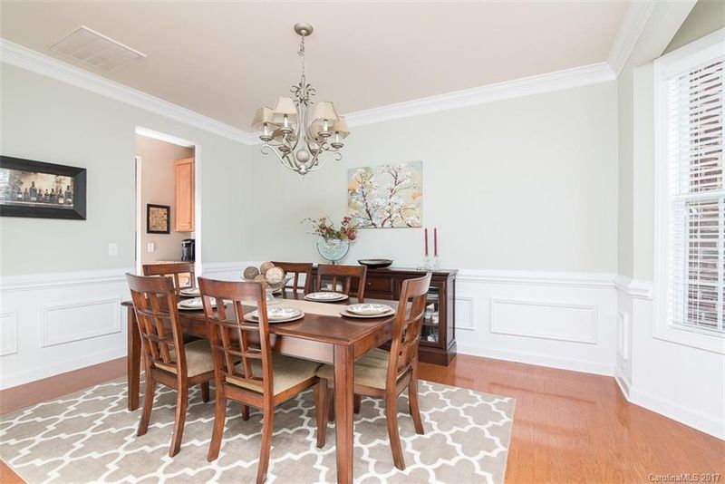 8104 Avanti Dr, Waxhaw, NC 28173