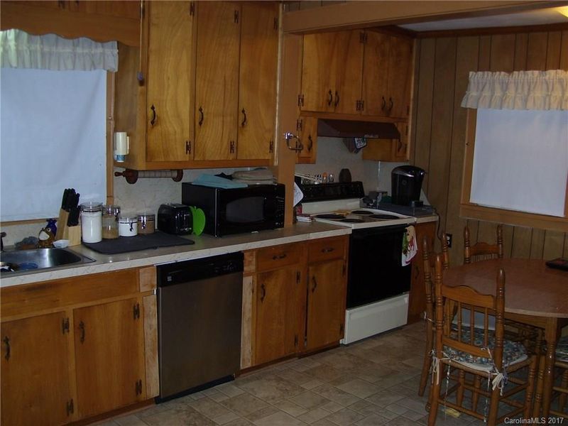 921 Oakshade Ave, Kannapolis, NC 28083