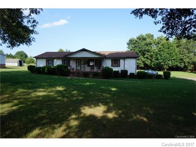 135 Silverlining Rd #1 & 2, Mooresville, NC 28117