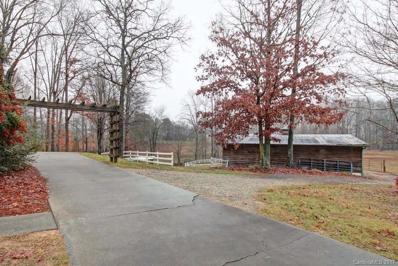 2150 Echo Ln, Lincolnton, NC 28092