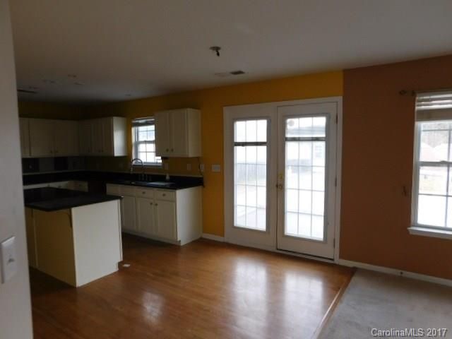 206 Summit Park Ct, Kannapolis, NC 28083