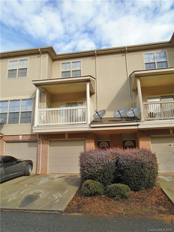 1650 Termini Dr, Charlotte, NC 28262