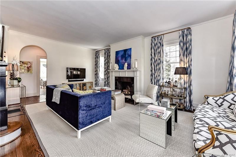 2112 Beverly Dr, Charlotte, NC 28207