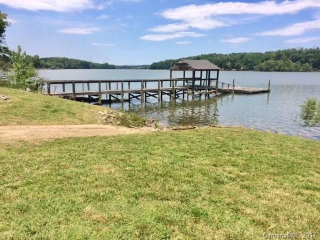 528 Davis River Rd, Belmont, NC 28012