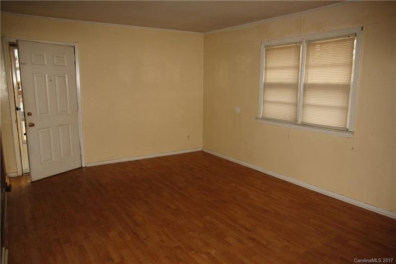 106 Willetta Dr, Charlotte, NC 28217