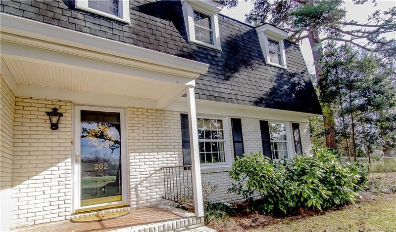 202 Huffstetler Rd, Gastonia, NC 28056