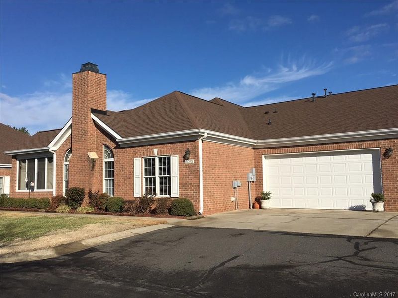 10232 Park Willow Dr #A, Charlotte, NC 28210
