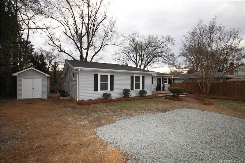 178 Rosehaven Ct SE, Concord, NC 28025
