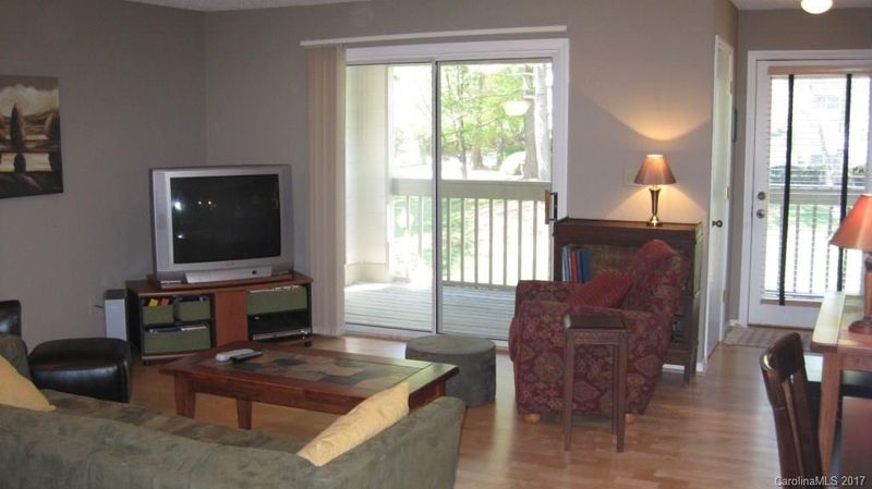 1021 Churchill Downs Ct #B, Charlotte, NC 28211