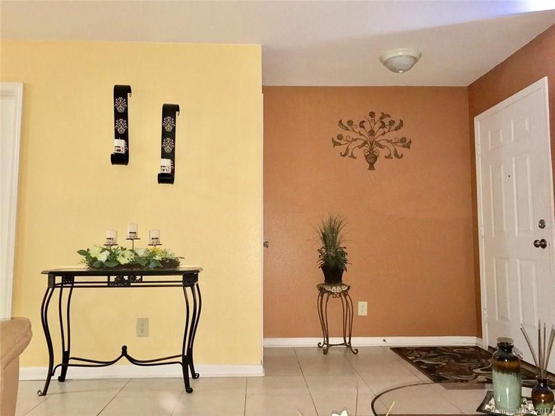 1241 Phil Oneil Dr, Charlotte, NC 28215