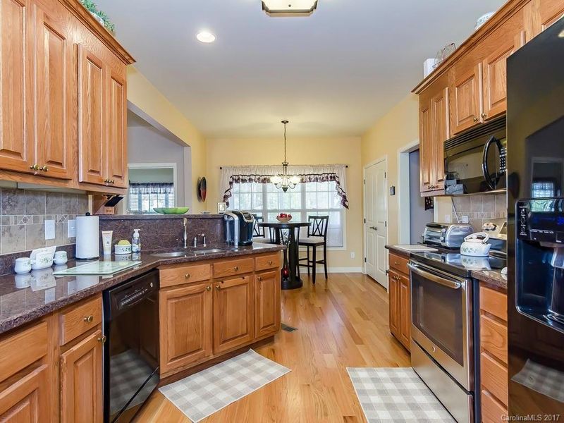 2530 Roberta Rd, Concord, NC 28027