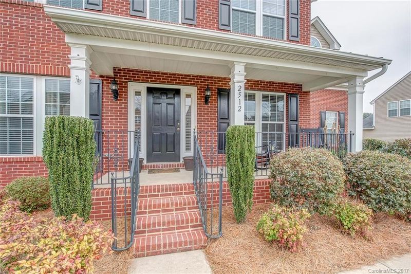 2512 Post Oak Ln, Gastonia, NC 28056
