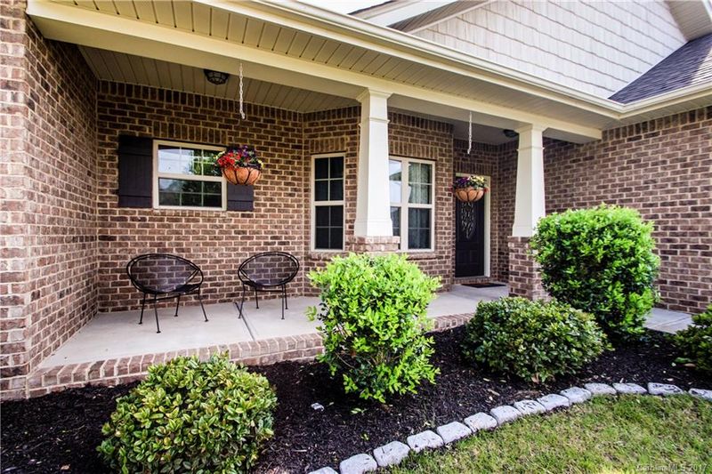 7234 Ogden Pl, Denver, NC 28037