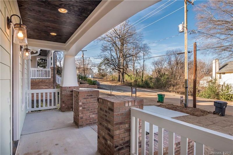 820 Charles Ave, Charlotte, NC 28205