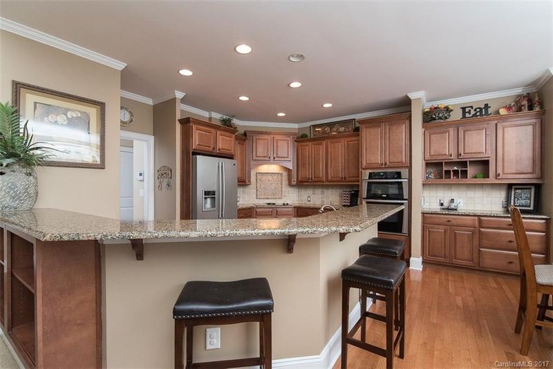 5629 Edenfield Ln, Fort Mill, SC 29707