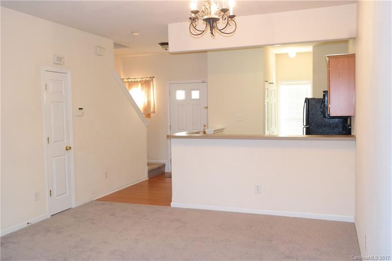 8263 Carob Tree Ln #8b, Charlotte, NC 28215