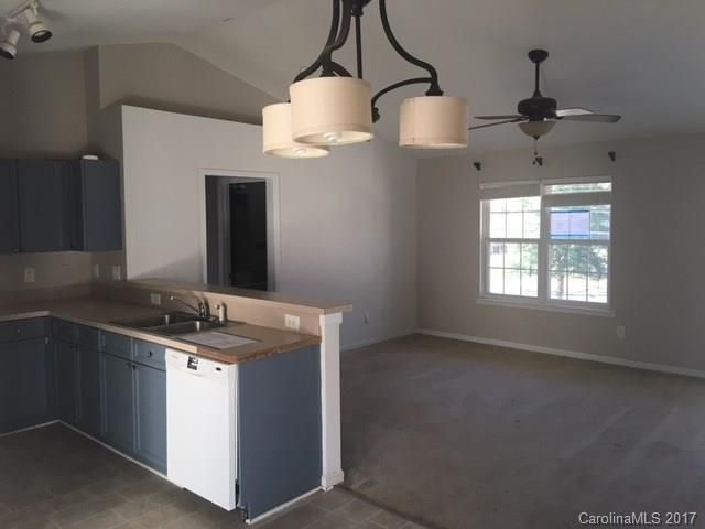 6766 Sullins Rd, Charlotte, NC 28214