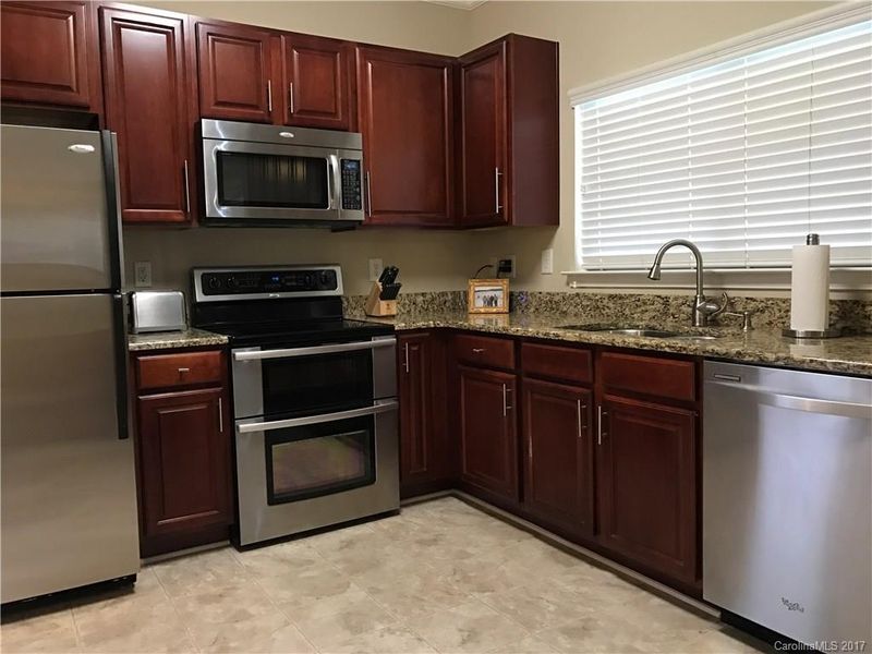 11024 Heritage Green Dr, Cornelius, NC 28031