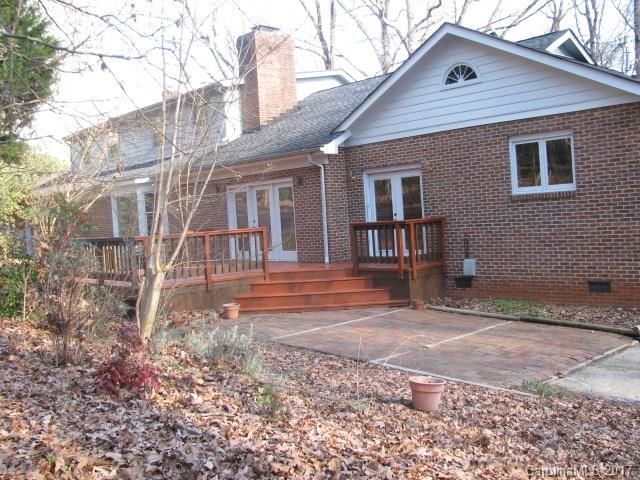 6828 Aronomink Dr, Charlotte, NC 28210