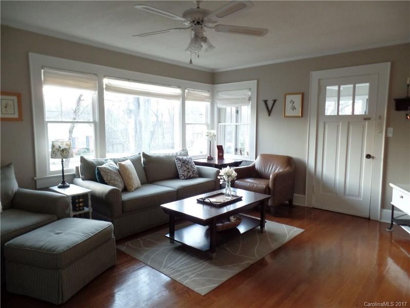 303 S Grove St, Lincolnton, NC 28092