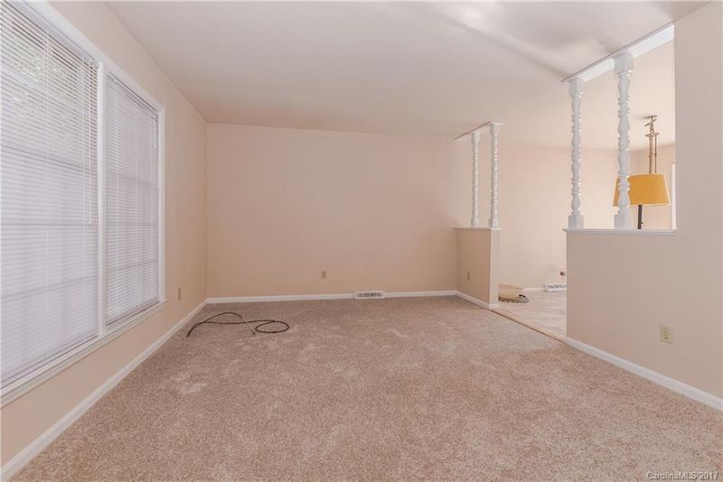 7411 Ritter Dr, Charlotte, NC 28270