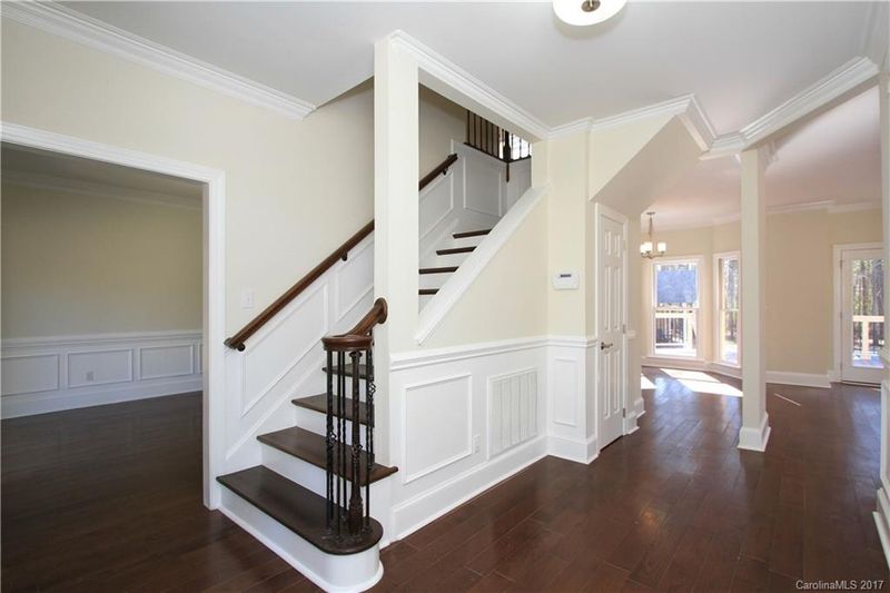 301 Amanda Dr #1A, Matthews, NC 28104