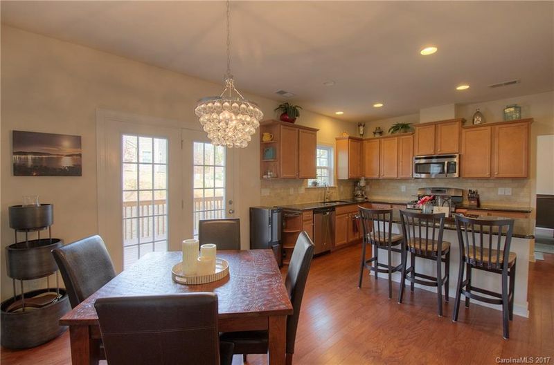 10984 Sunstone Dr, Davidson, NC 28036