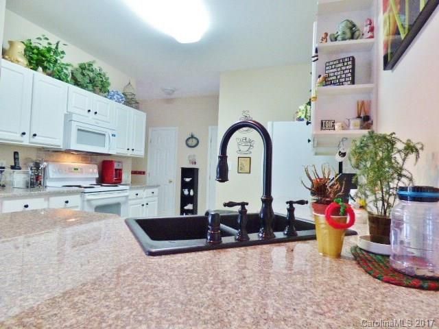 1519 Spring View Dr, Catawba, NC 28609