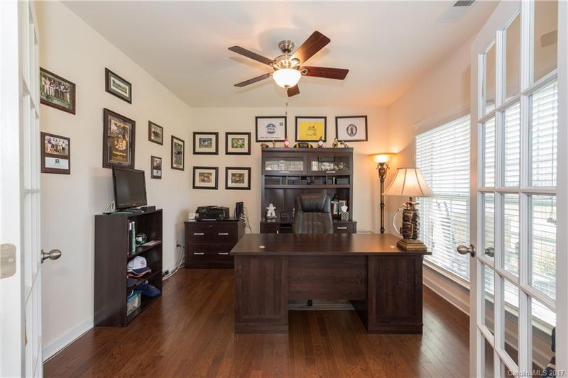 1835 Kings Manor Ct, Matthews, NC 28105