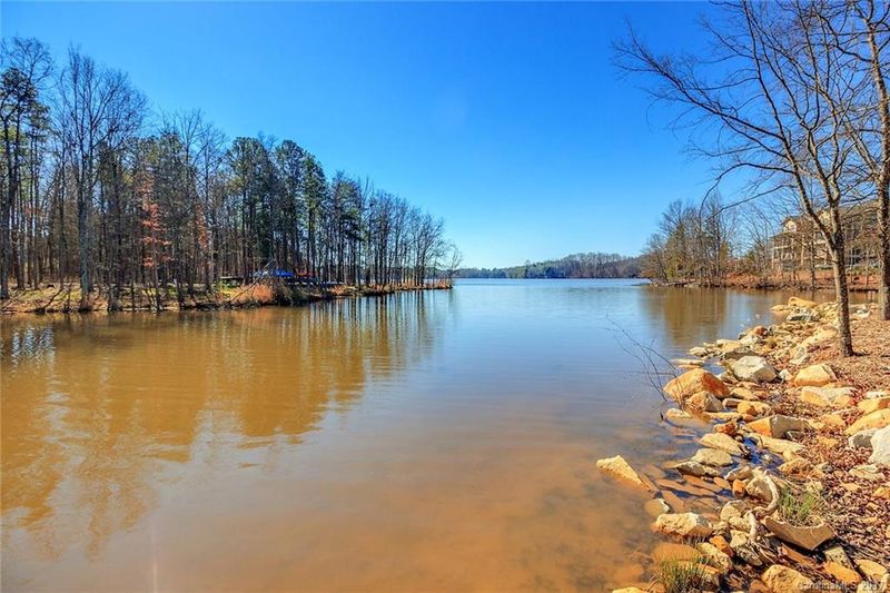 543 Southeast Dr #12, Davidson, NC 28036
