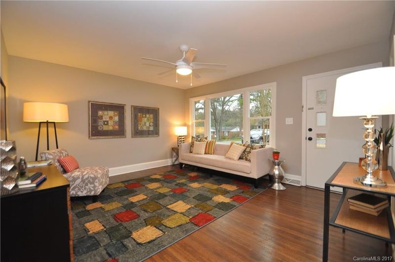 2937 Telford Pl, Charlotte, NC 28205