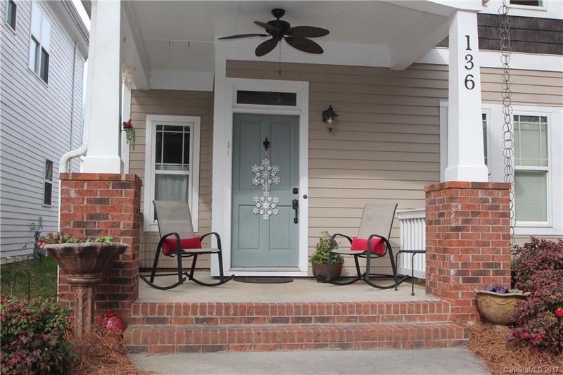 136 Parkview St, Davidson, NC 28036