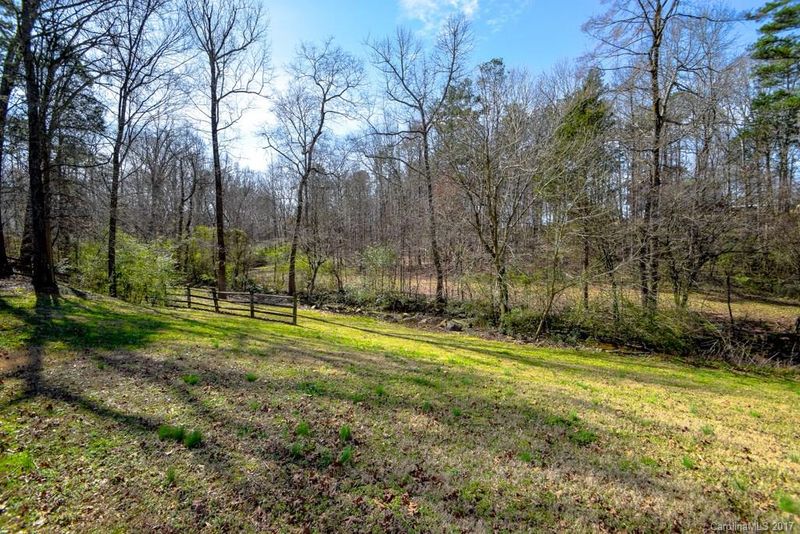 3055 Dairy Farm Dr, Monroe, NC 28110