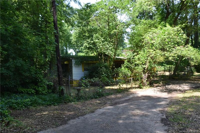 121 River Loop Rd, Belmont, NC 28012