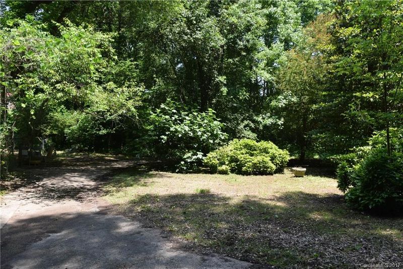 121 River Loop Rd, Belmont, NC 28012