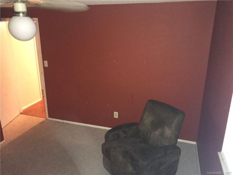 1708 Van Dyke Dr, Charlotte, NC 28213