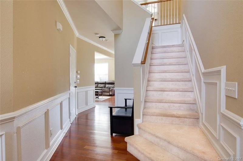 8120 Laurel Run Dr, Charlotte, NC 28269