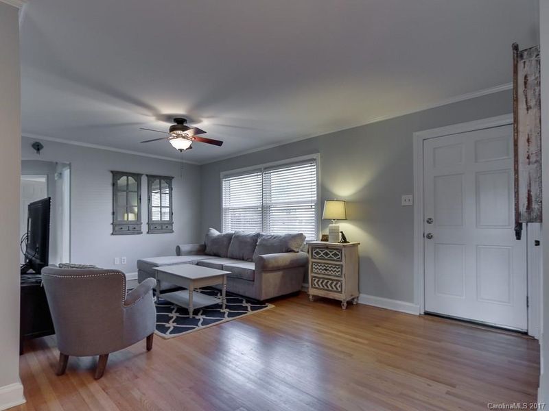 4353 Applegate Rd, Charlotte, NC 28209