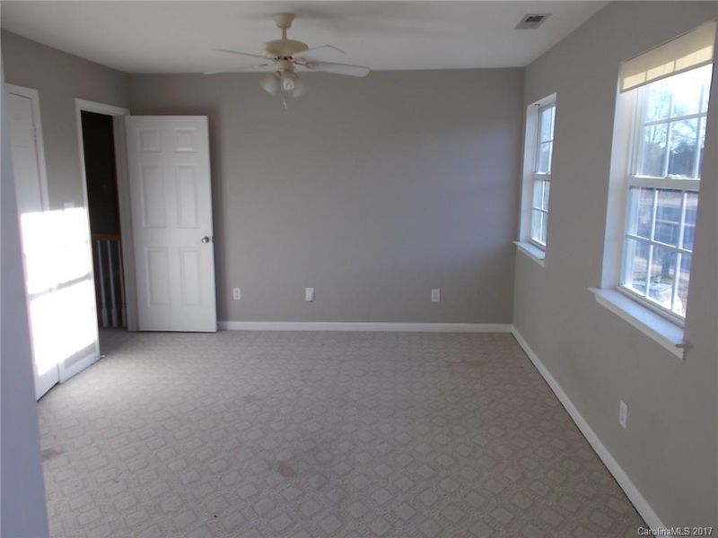 4912 Carmel Rd, Charlotte, NC 28226