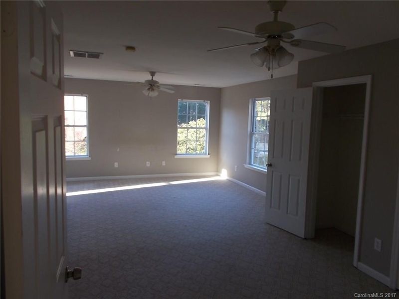 4912 Carmel Rd, Charlotte, NC 28226
