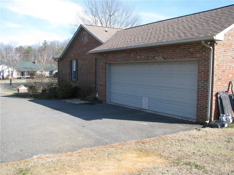 4969 Elmore Dr, Catawba, NC 28609
