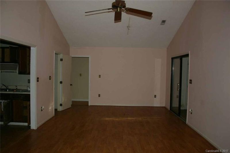 12217 Danby Rd, Pineville, NC 28134